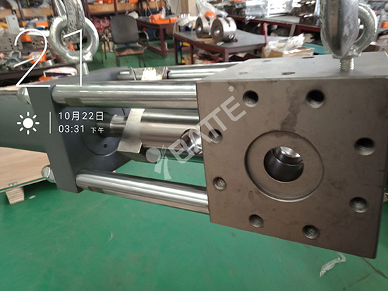 擠出機(jī)換網(wǎng)器